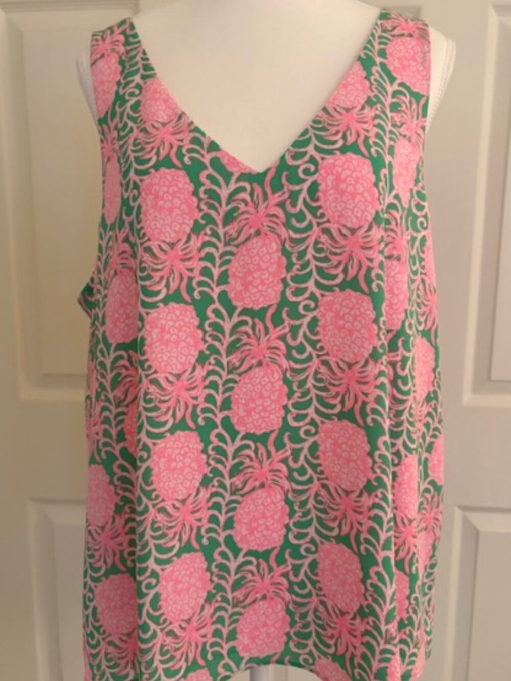 LILLY PULITZER SLEEVELESS TOP, XL